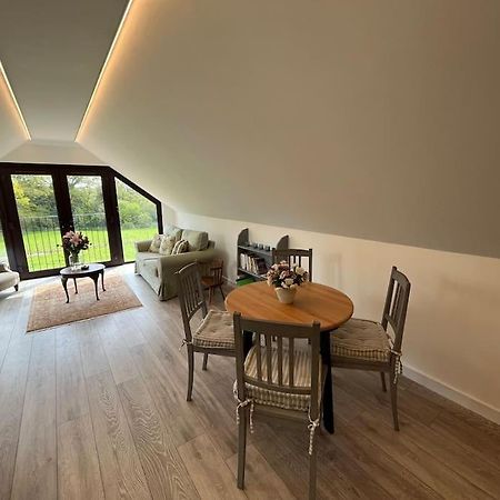 Ferienwohnung The Stable, Grove End Farm Petworth Exterior foto